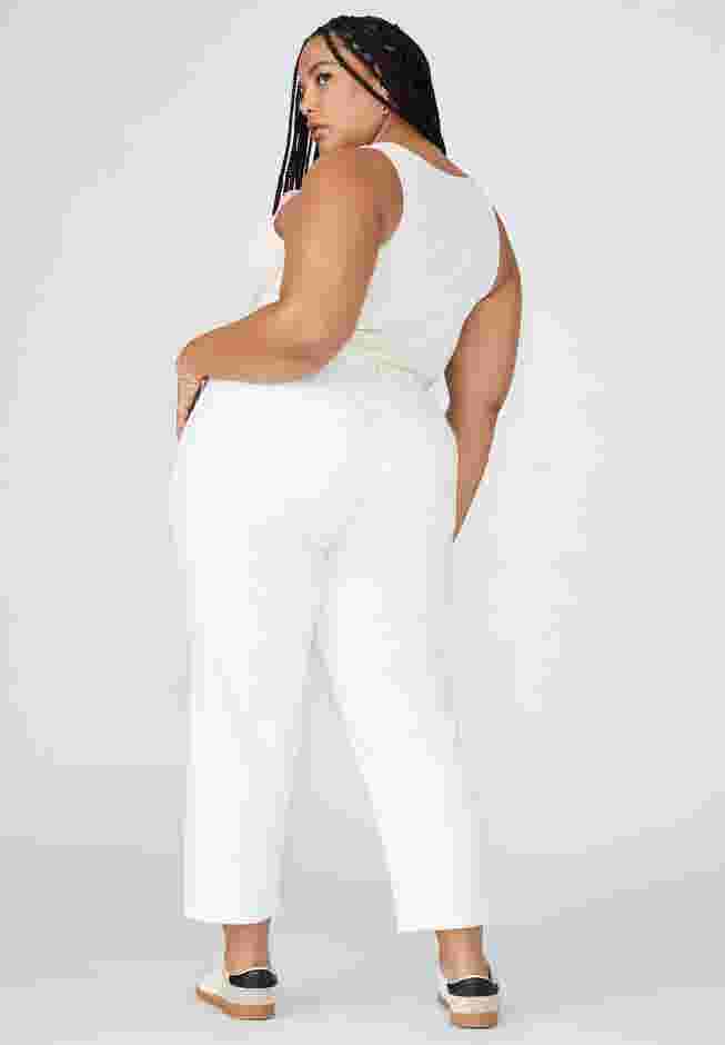 The Naomi Comfort Stretch Straight Leg Jean Crop image number 2