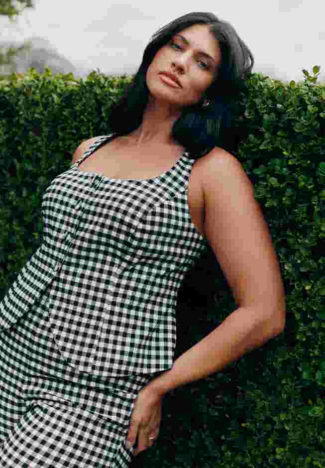 Gingham Square Neck Vest image number 0