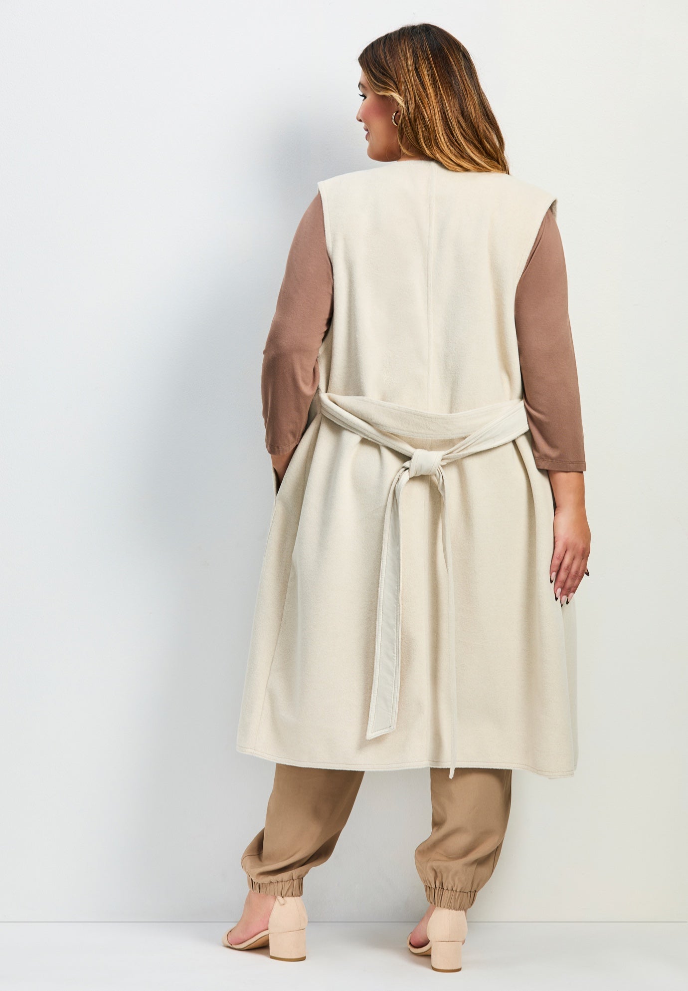 Nova Longline Vest image number 1