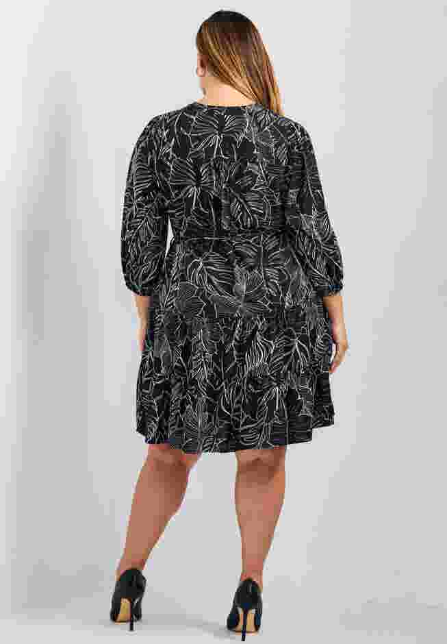 Tessa Tiered Dress image number 1