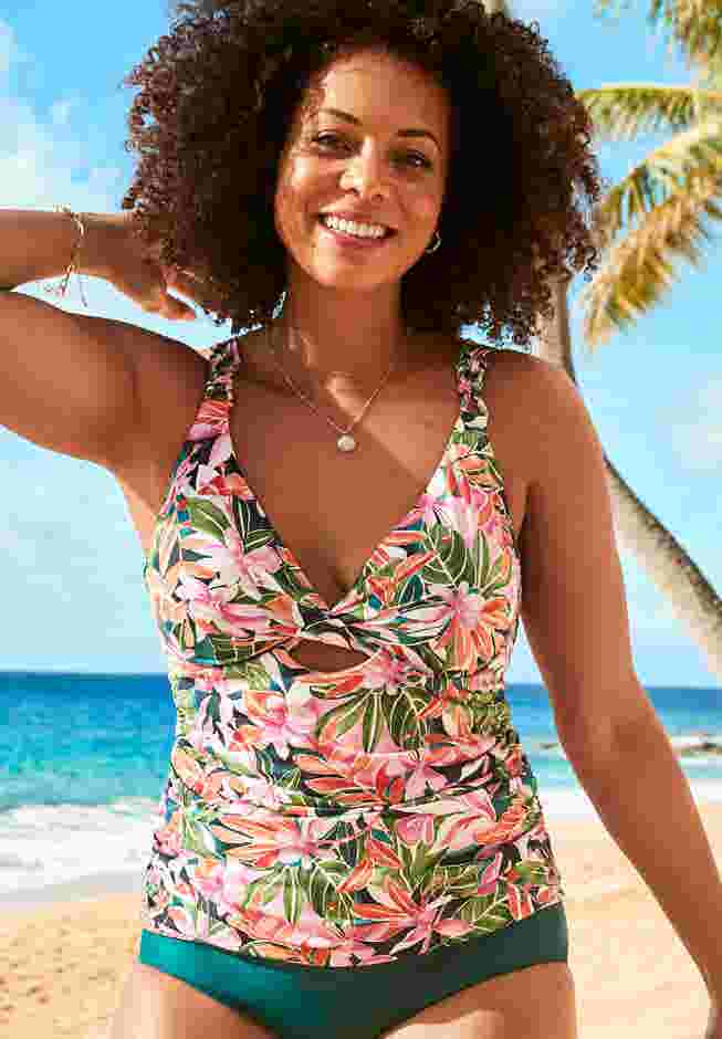 Keyhole Underwire Tankini Top image number 0