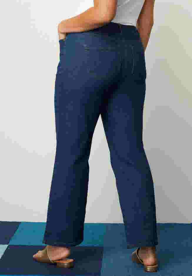 June Fit Boyfriend Jeans image number 2