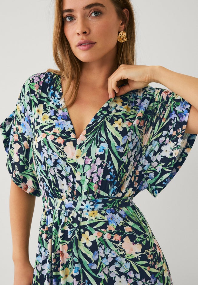 Stretch Knit Fit And Flare Elbow-Length Sleeve Tie-Back Maxi Dress image number 2