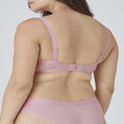 The Demi - Spacer image number null