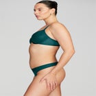 The Demi - Spacer image number null