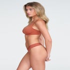 The Scoop - Micro image number null