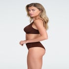 The Scoop - Micro image number null