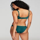 The Scoop - Micro image number null