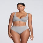 The Scoop - Micro image number null