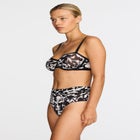 The Balconette - Mesh image number null