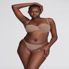 The Balconette - Mesh image number null