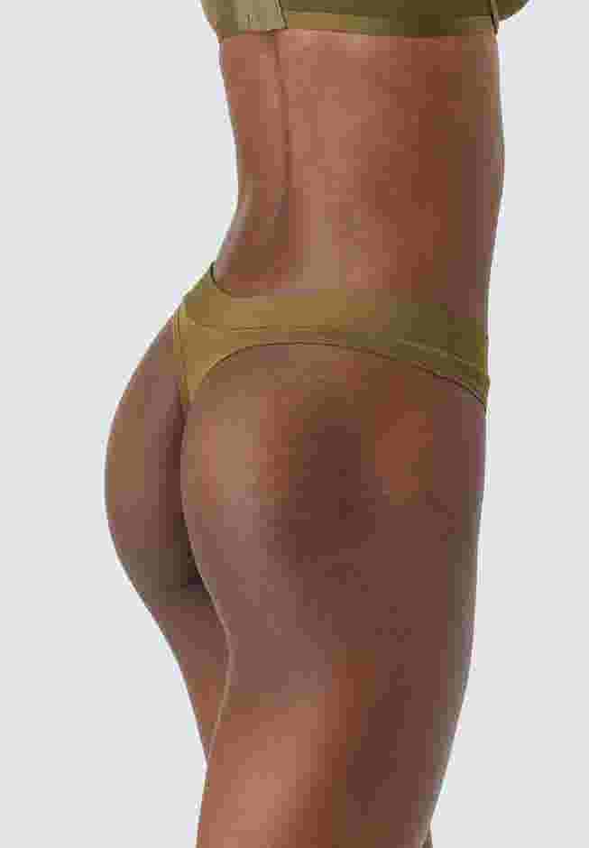 The Thong - Modal image number 3