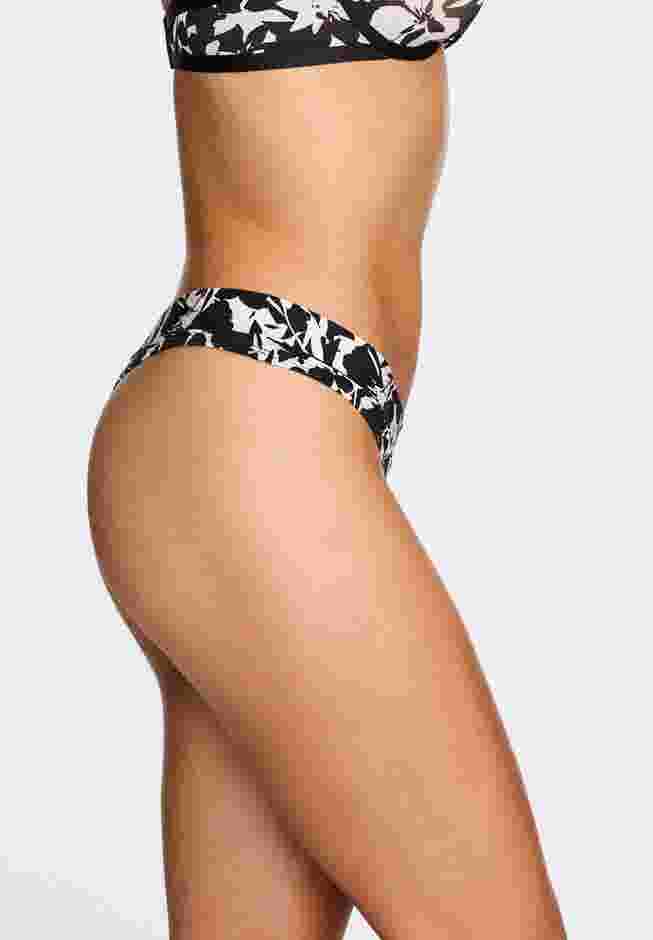 The Thong - Modal image number 2