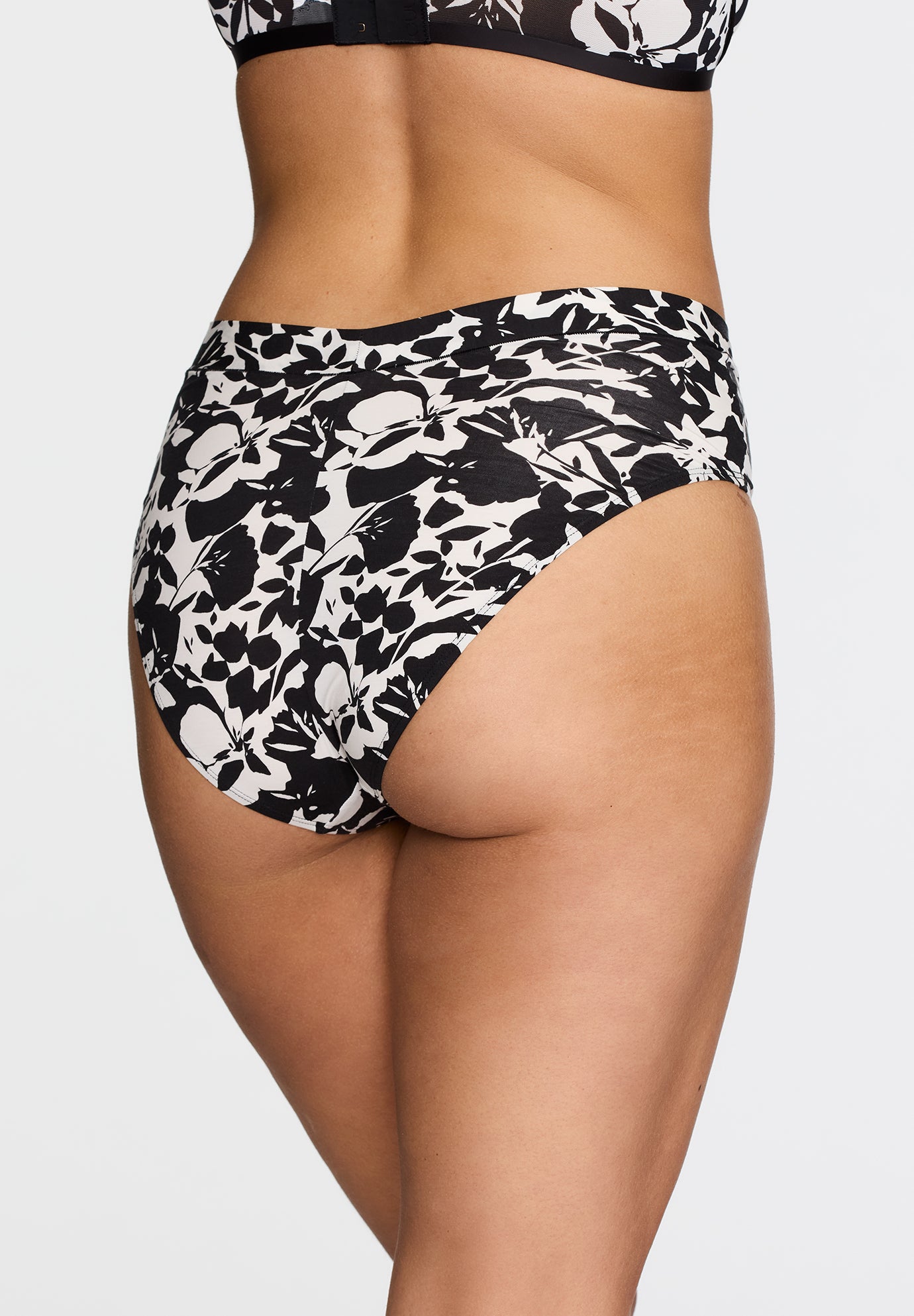 The Highwaist - Modal image number 9