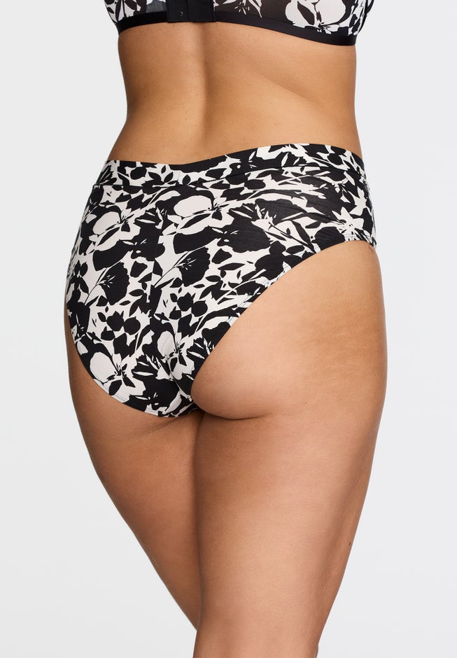 The Highwaist - Modal image number 9