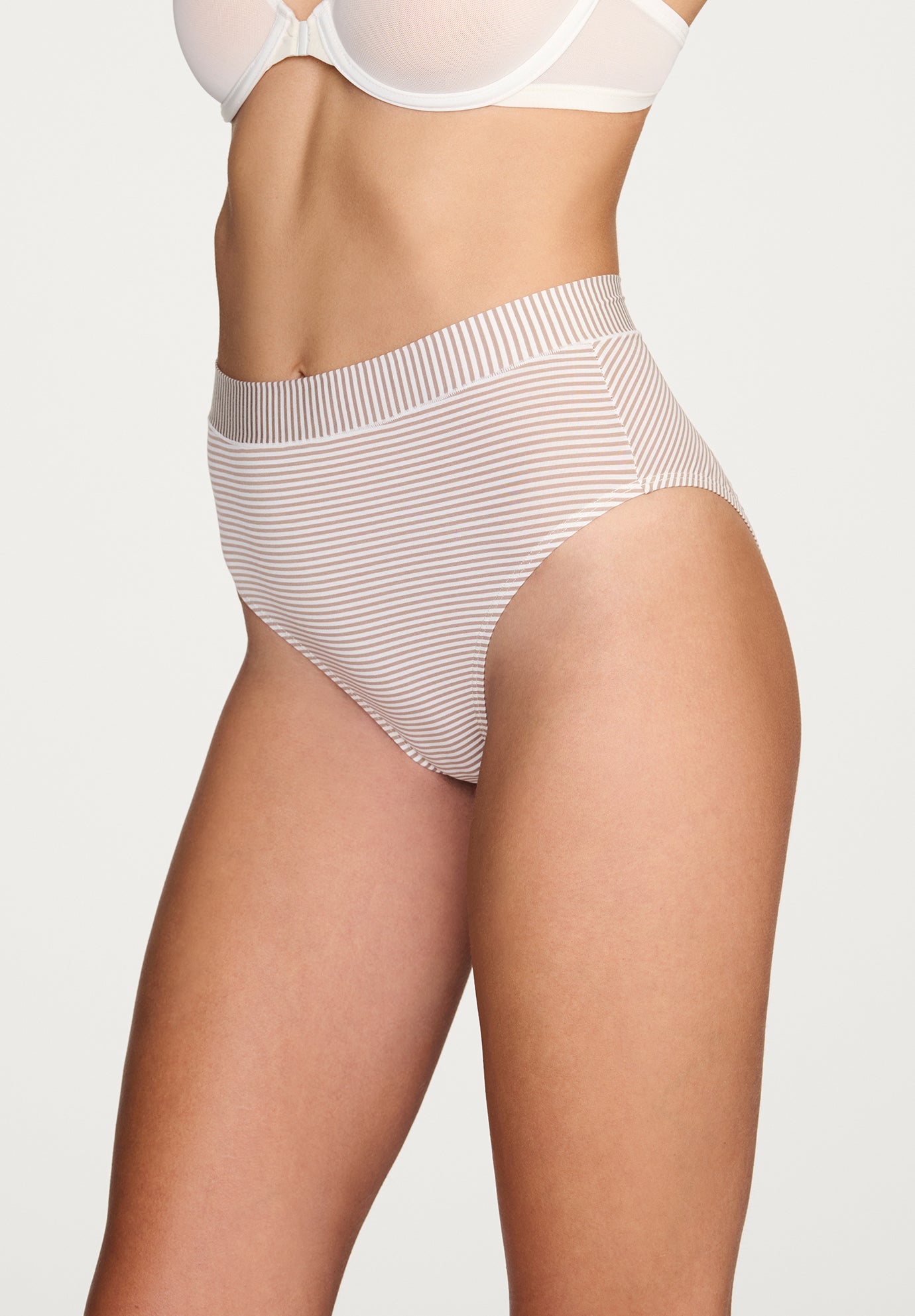 The Highwaist - Modal image number 2
