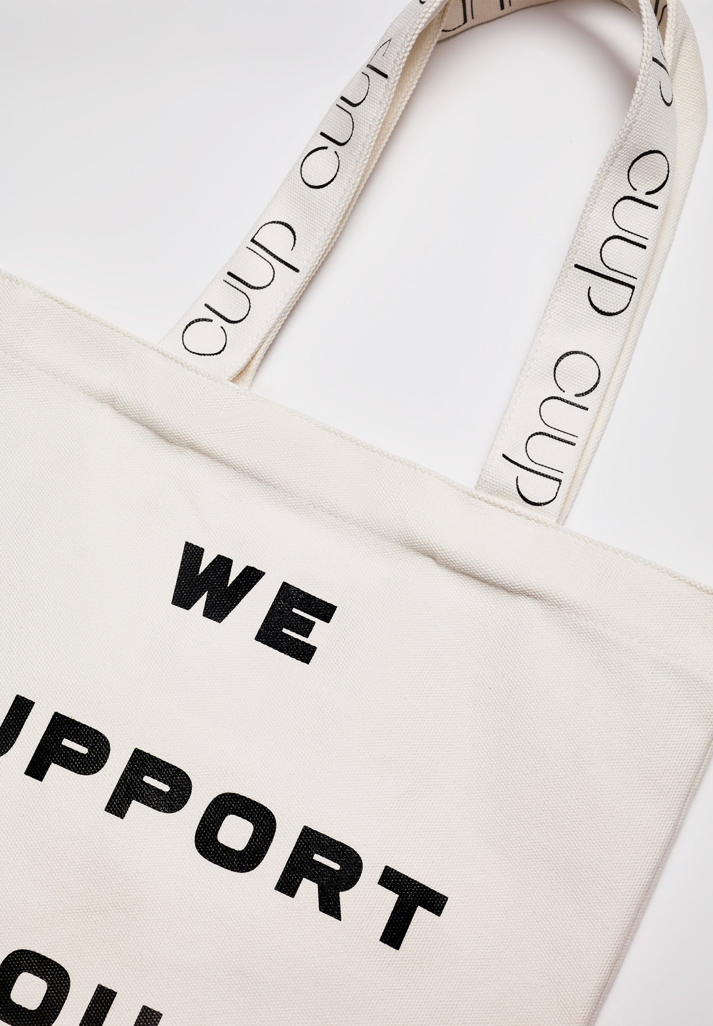 The Tote image number 2