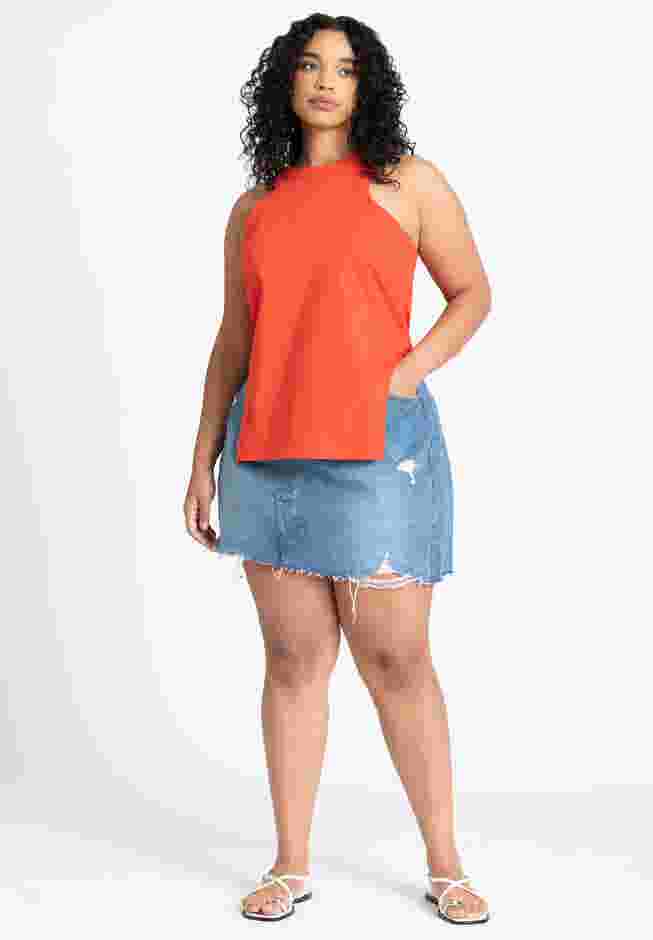 Scooped Hem Tank Top image number 2