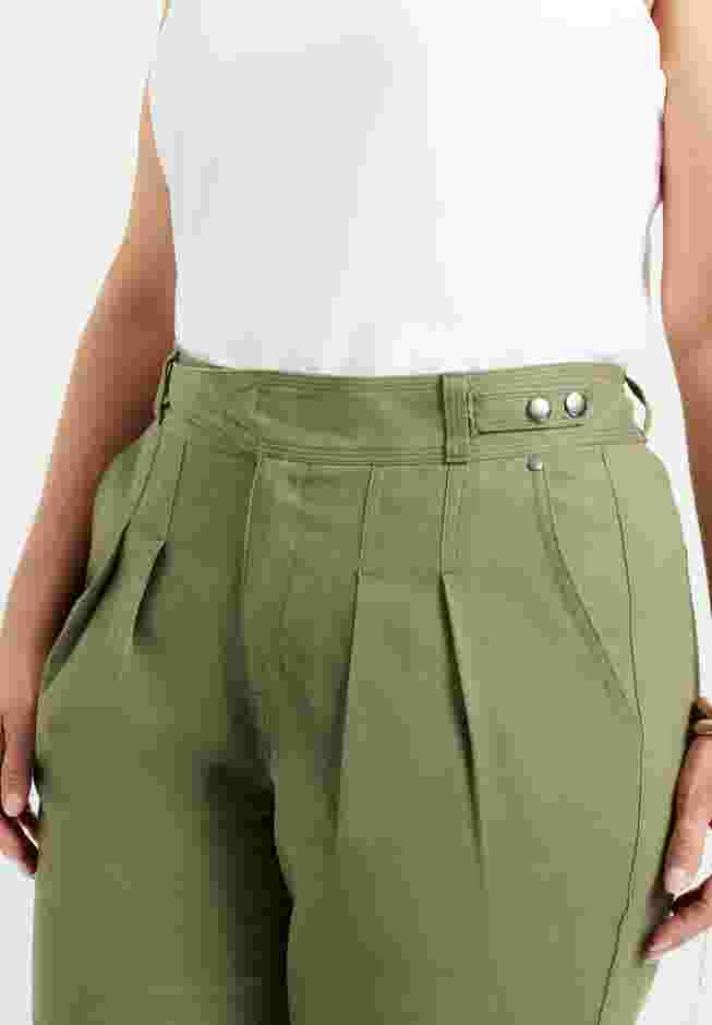 Straight-Leg Pleated Trousers image number 3