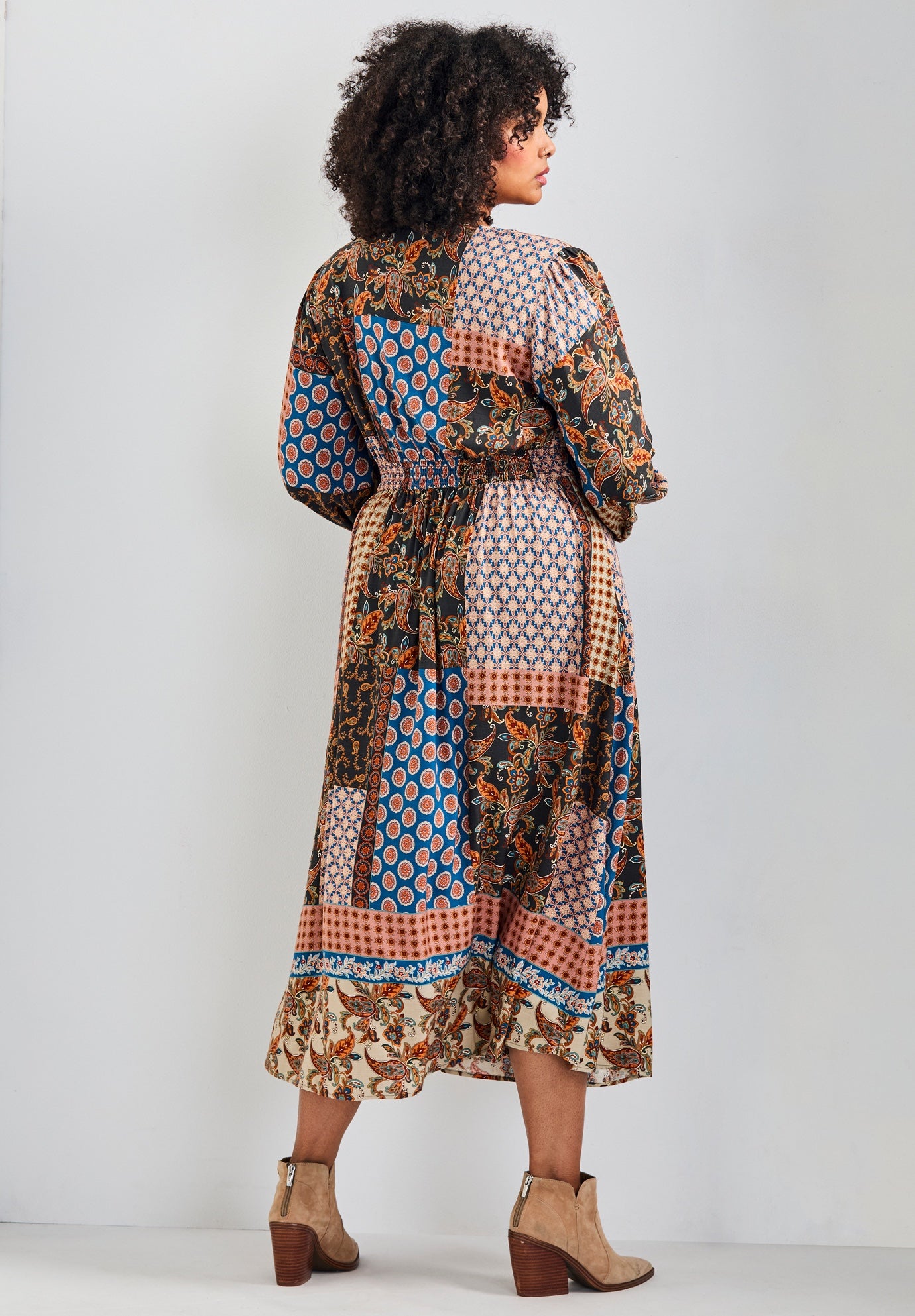 Allure V-Neckline Dress image number 1