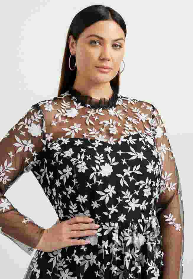 Mesh-Overlay Maxi Dress image number 3