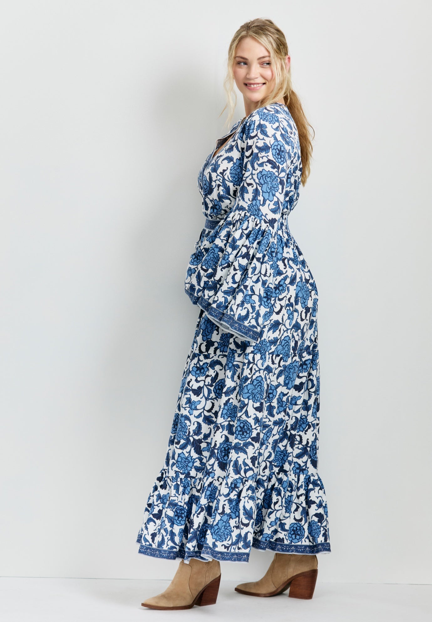 Arlo Bell Sleeve Maxi Dress image number 2