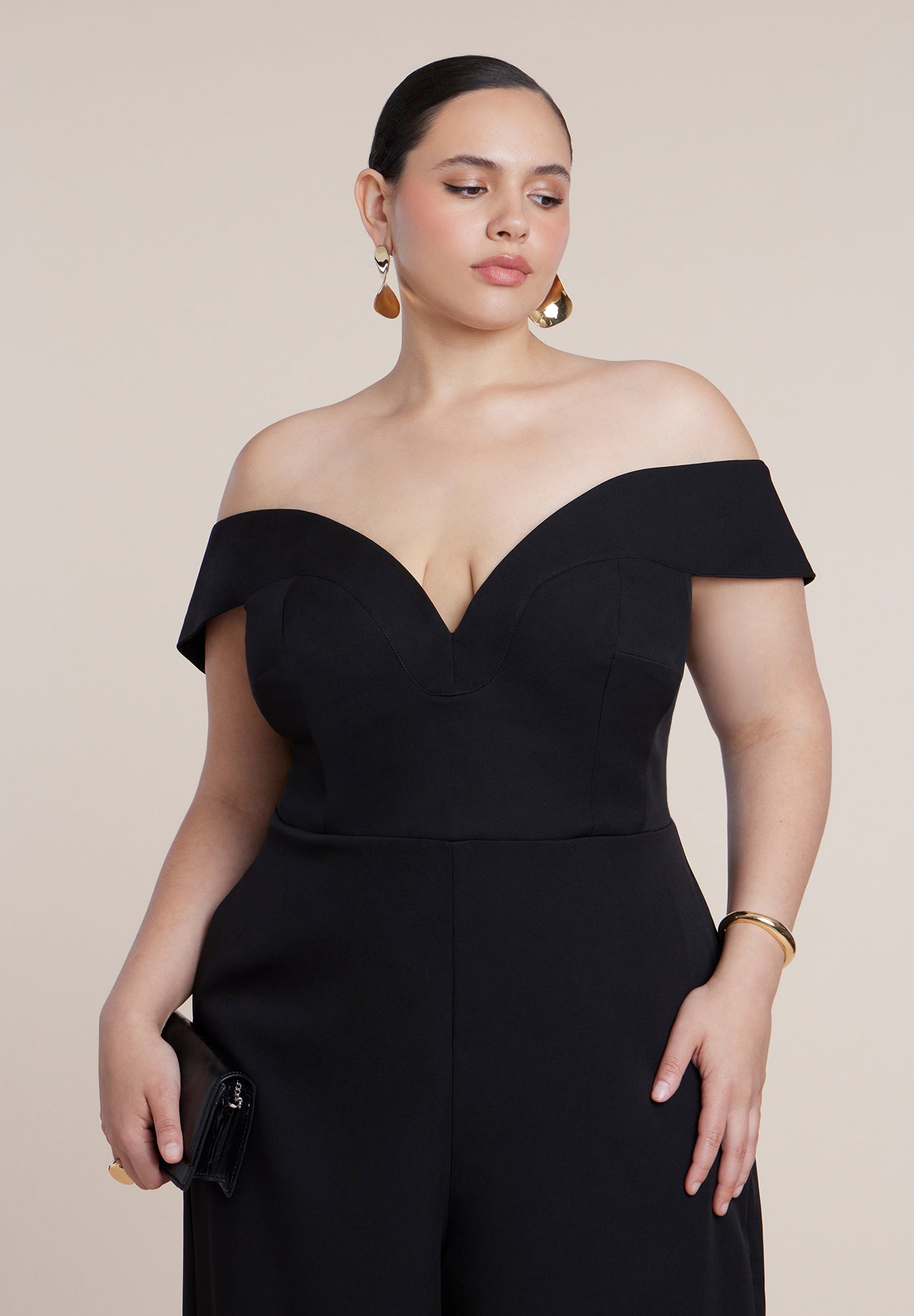 Off The Shoulder Structured Jumpsuit image number 2
