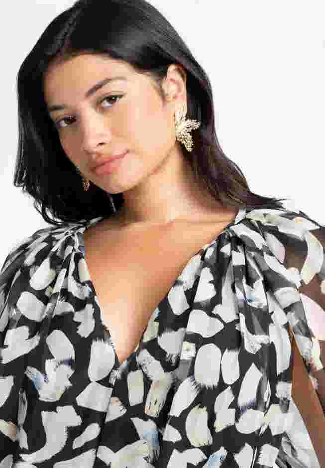 Sparkle Starburst Earrings image number 0