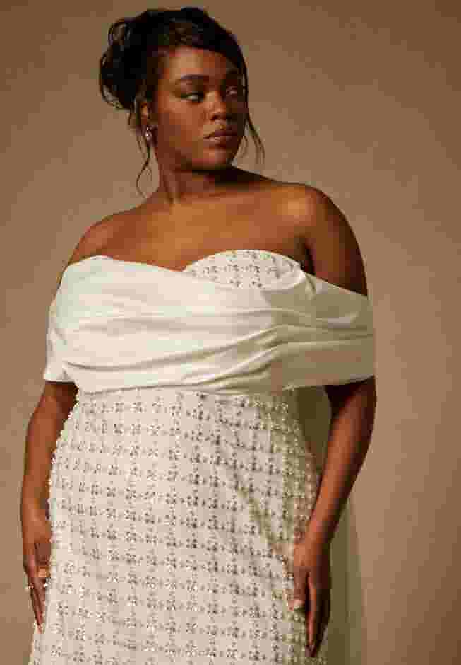Bridal by ELOQUII Embellished Column Gown With Train image number 4
