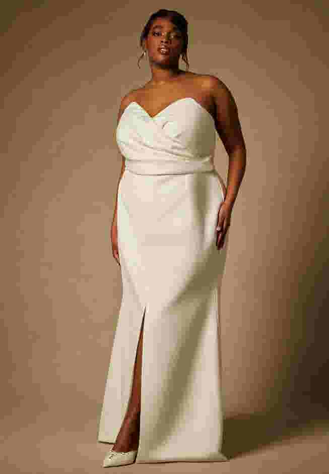 Bridal by ELOQUII Sculptural Gown With Removable Skirt image number 3