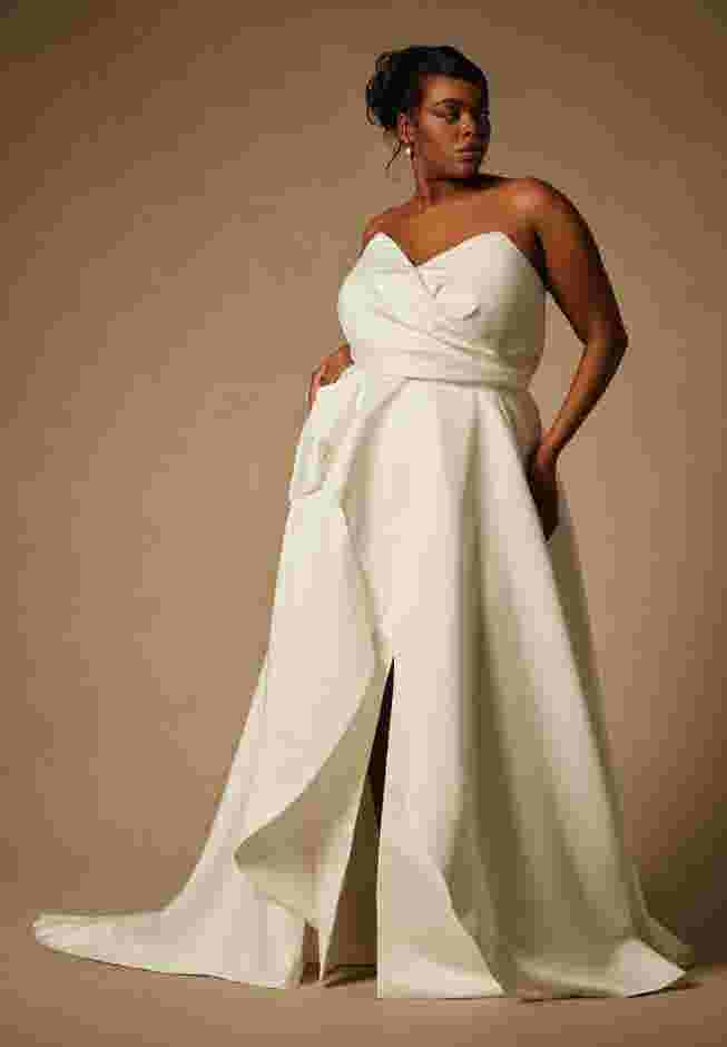 Bridal by ELOQUII Sculptural Gown With Removable Skirt image number 0
