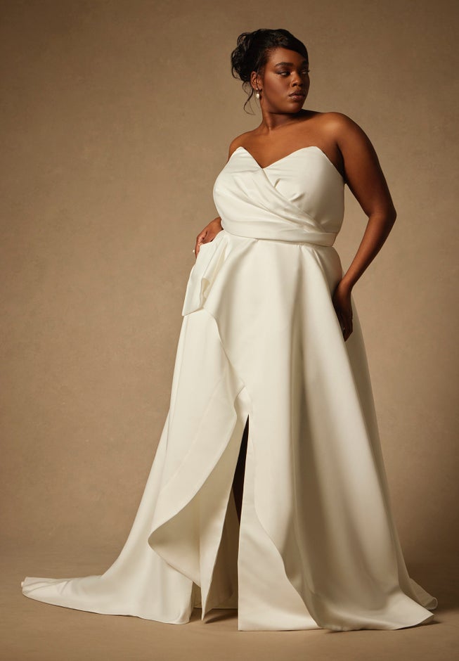 Bridal by ELOQUII Sculptural Gown With Removable Skirt image number 0