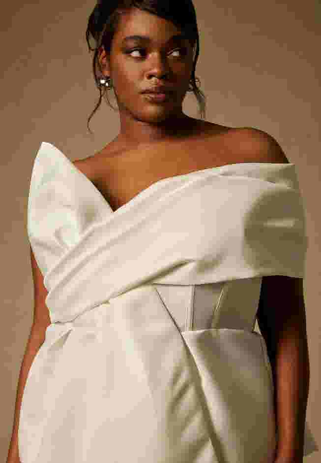 Bridal by ELOQUII Sculptural Top image number 4