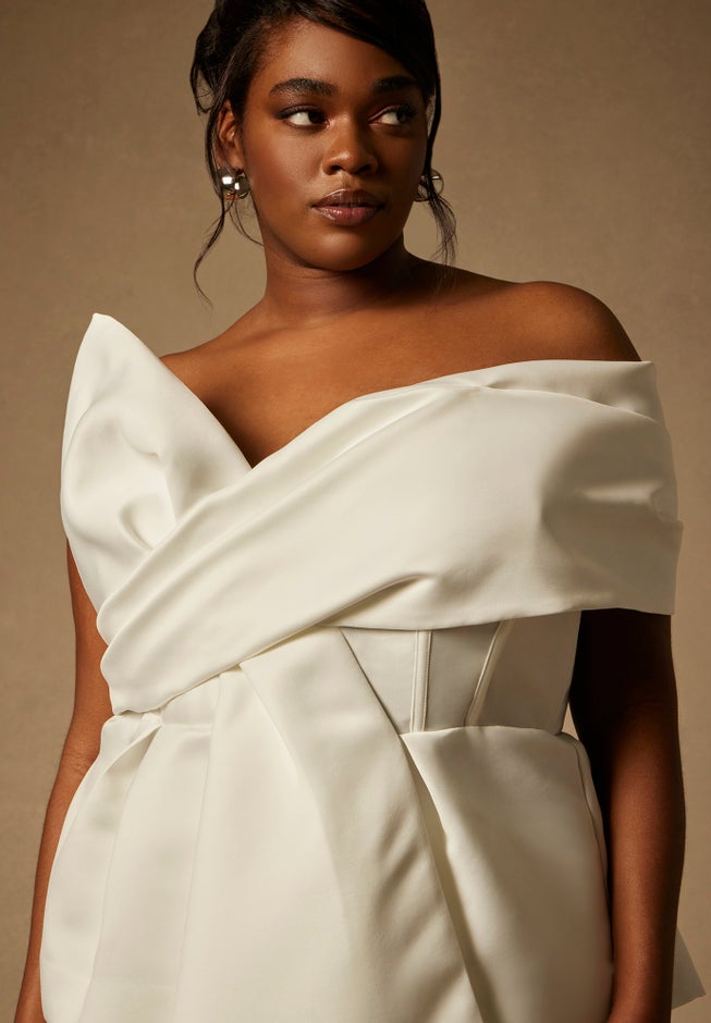 Bridal by ELOQUII Sculptural Top image number 4