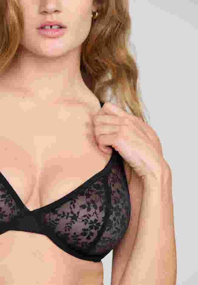 The Plunge – Botanical Lace image number 4