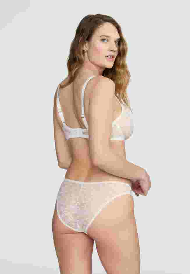 The Plunge – Botanical Lace image number 3