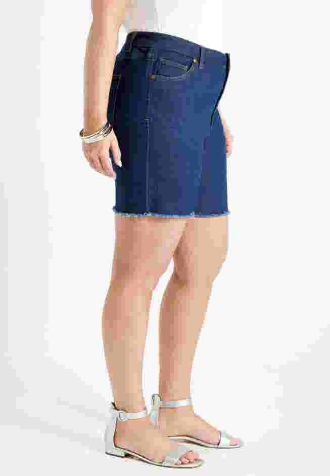 Raw Hem Curvie Fit Denim Shorts image number 2