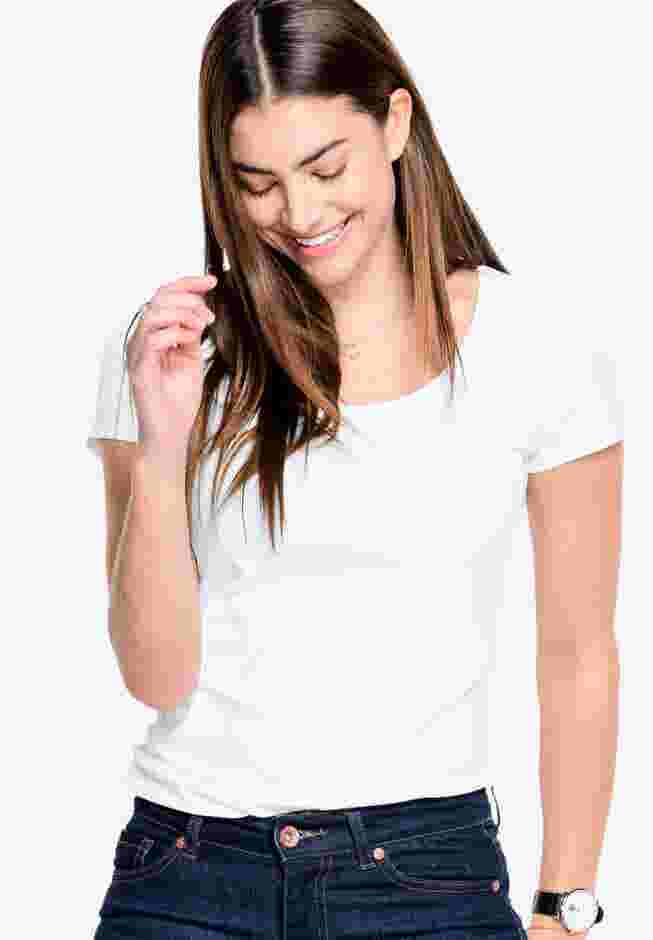 Scoop Neck Tee image number 0