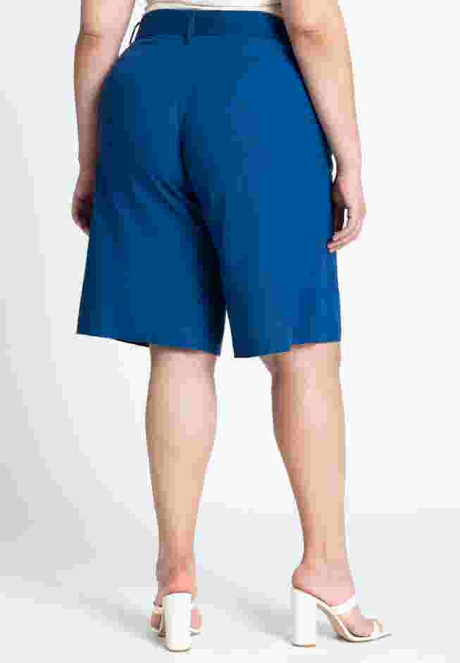 Belted Linen Bermuda Short image number 2