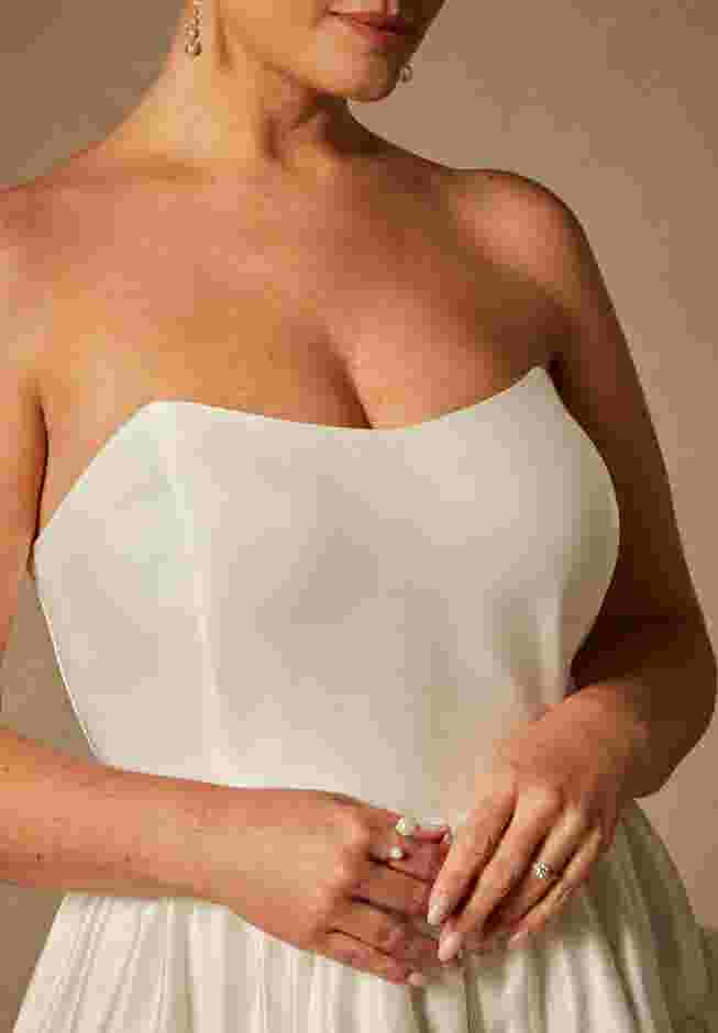 Bridal by ELOQUII Mini Flare Dress With Structured Bodice image number 3