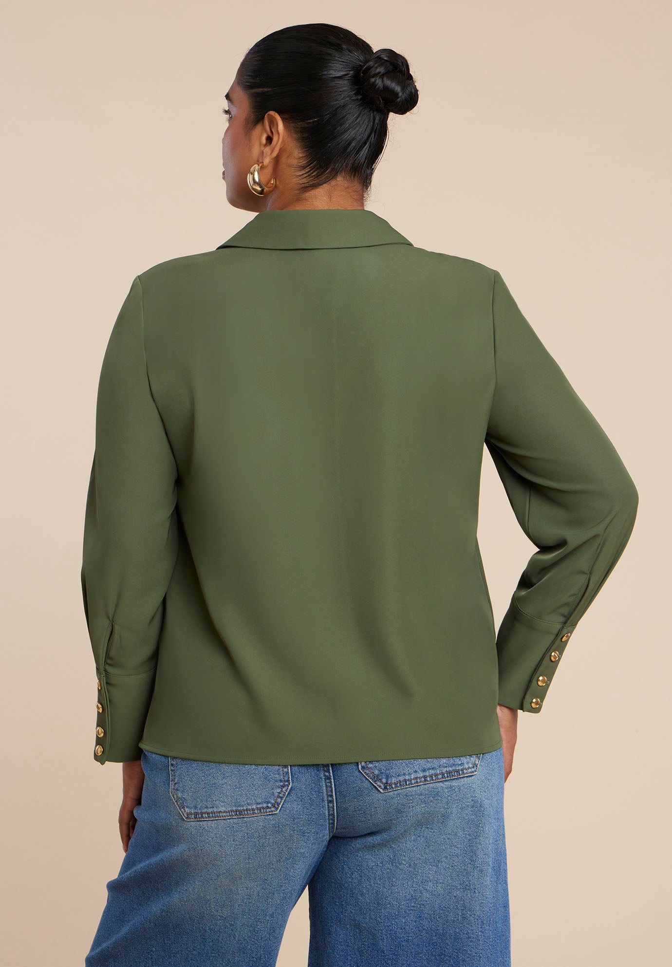 Pointed Collar Button Up Shirt image number 1