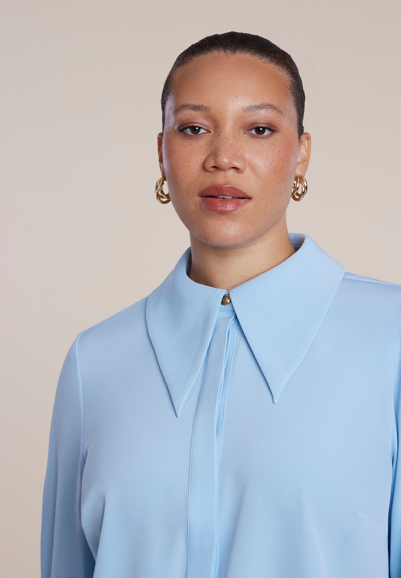 Pointed Collar Button Up Shirt image number 2