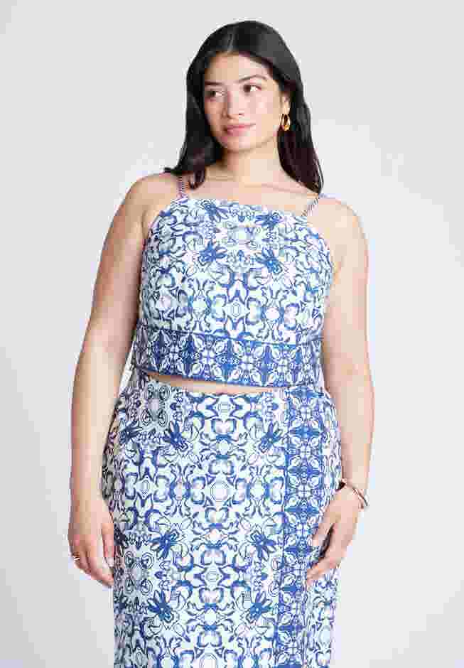 Printed Cropped Tank Top image number 1