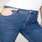 The Flare Leg Jean image number null