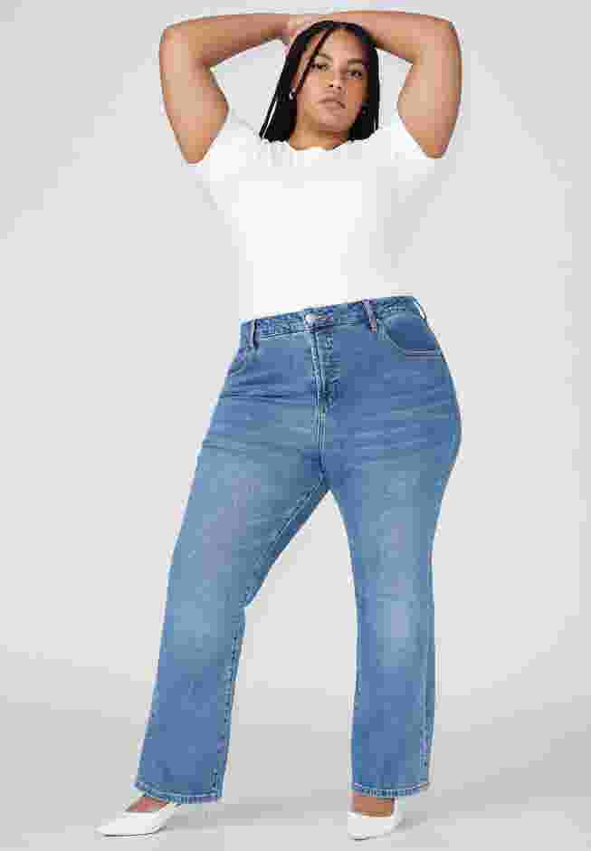 The Flare Leg Jean image number 0