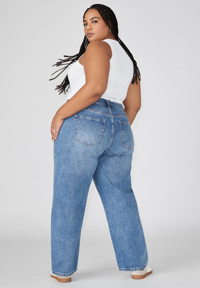 The Loose Fit Jean image number 3