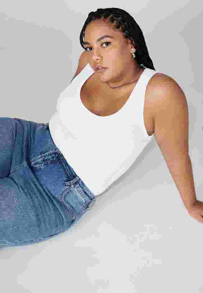 The Loose Fit Jean image number 5