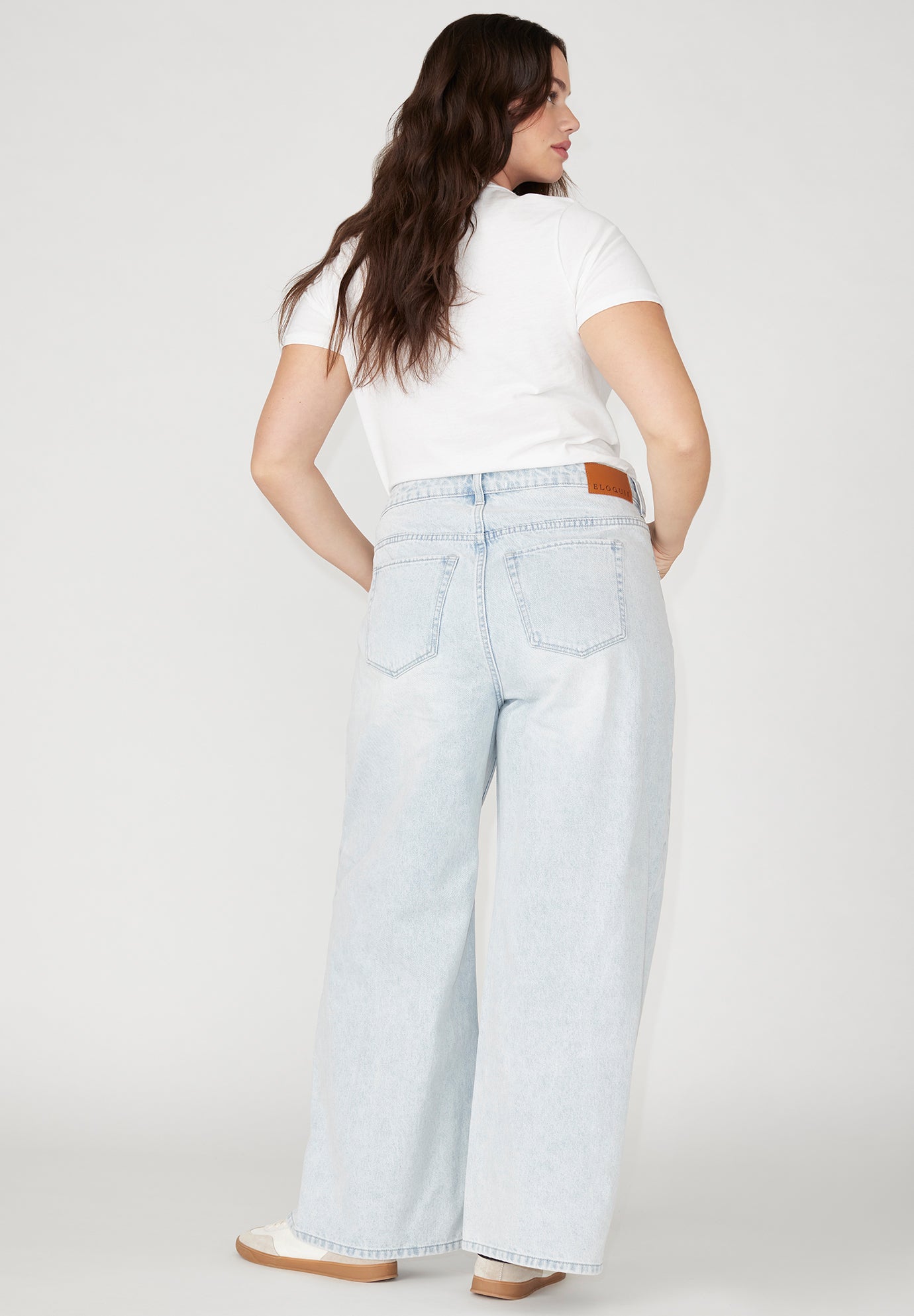 The Yvette Rigid Wide Leg Jean image number 2