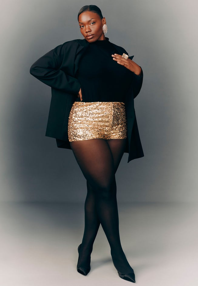 Sequin Hot Short image number null