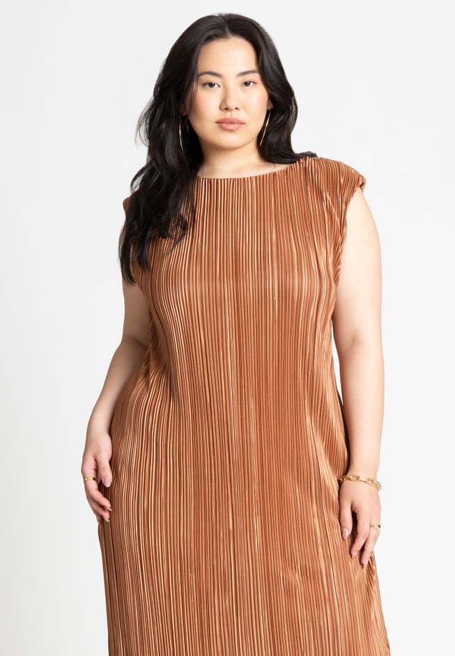 Plisse Short Sleeve Midi Dress image number 2